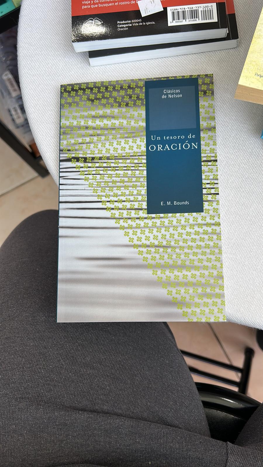 UN TESORO DE ORACION