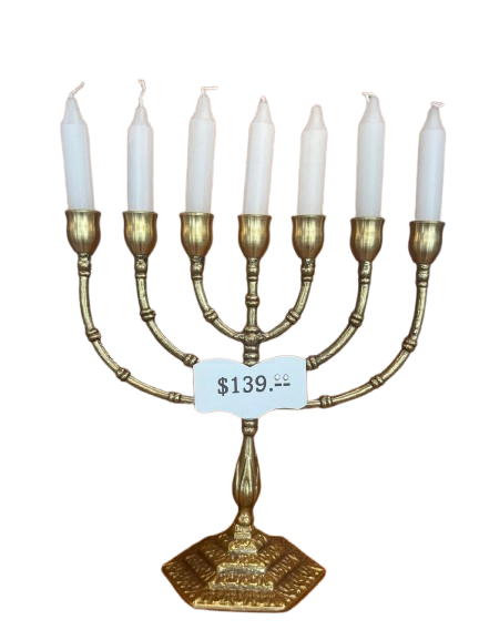 MENORA TAMANO MEDIANA COLOR ORO