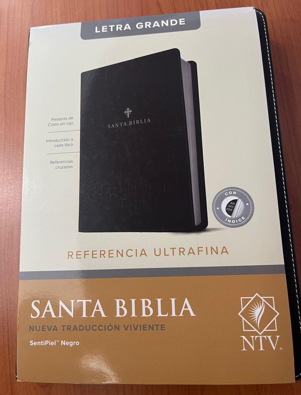 SANTA BIBLIA / NUEVA TRADUCCION VIVIENTE / REFERENCIA ULTRAFINA / SENTIPIEL CAFE OSCURO