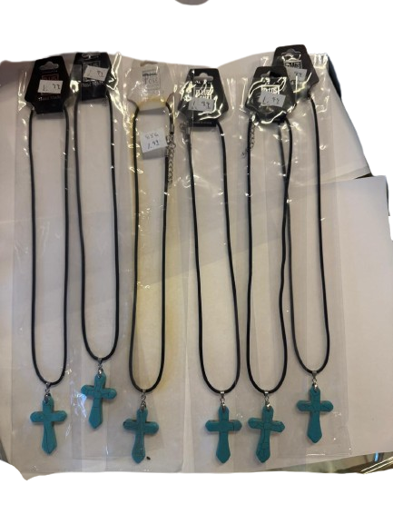 COLLAR PLUS ONE COLECCIÓN DIJE DE CRUZ TURQUESA