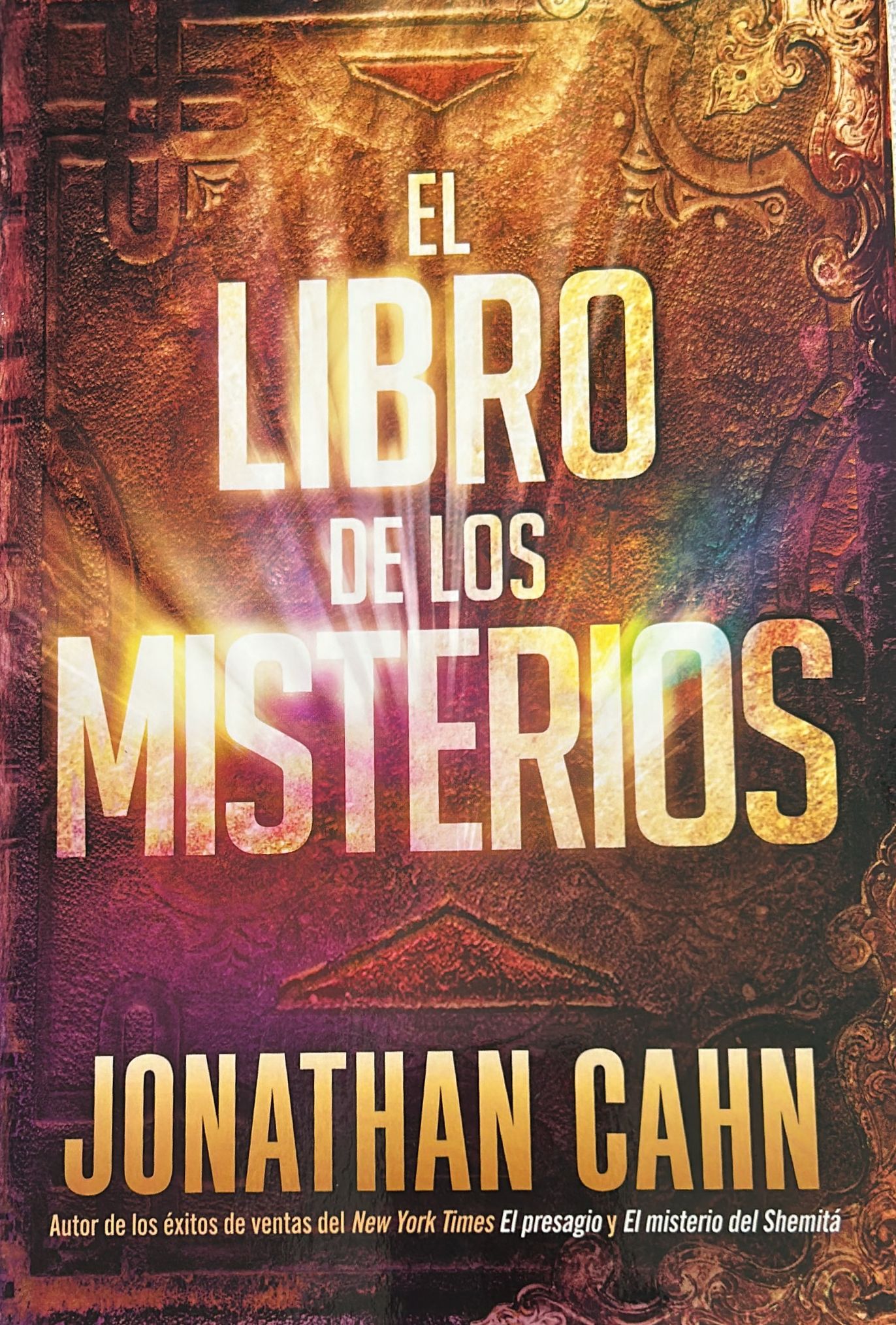 EL LIBRO DE LOS MISTERIOS