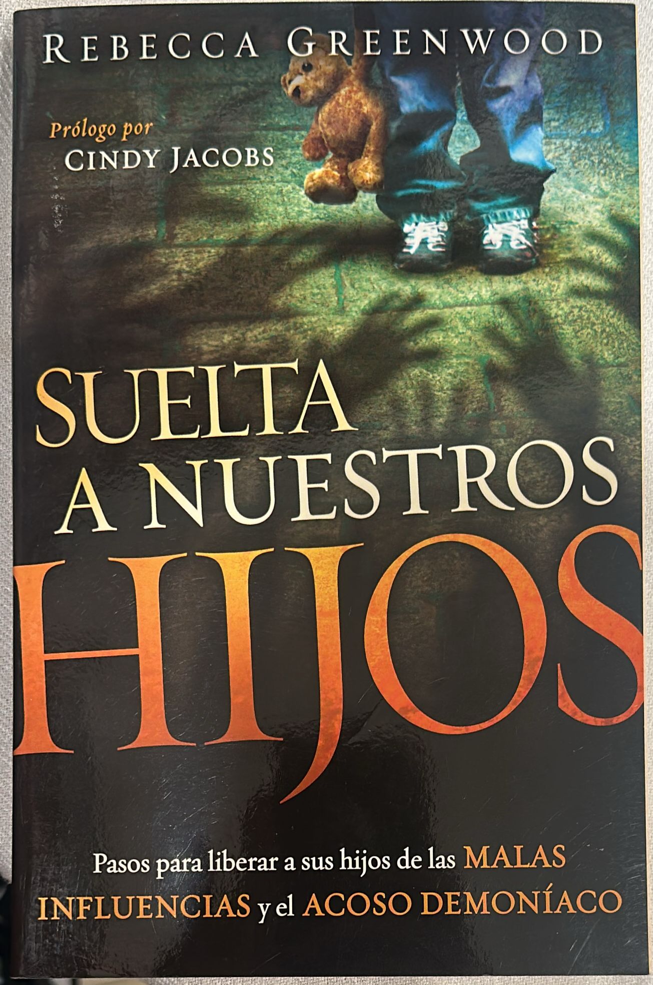 SUELTA A NUESTROS HIJOS