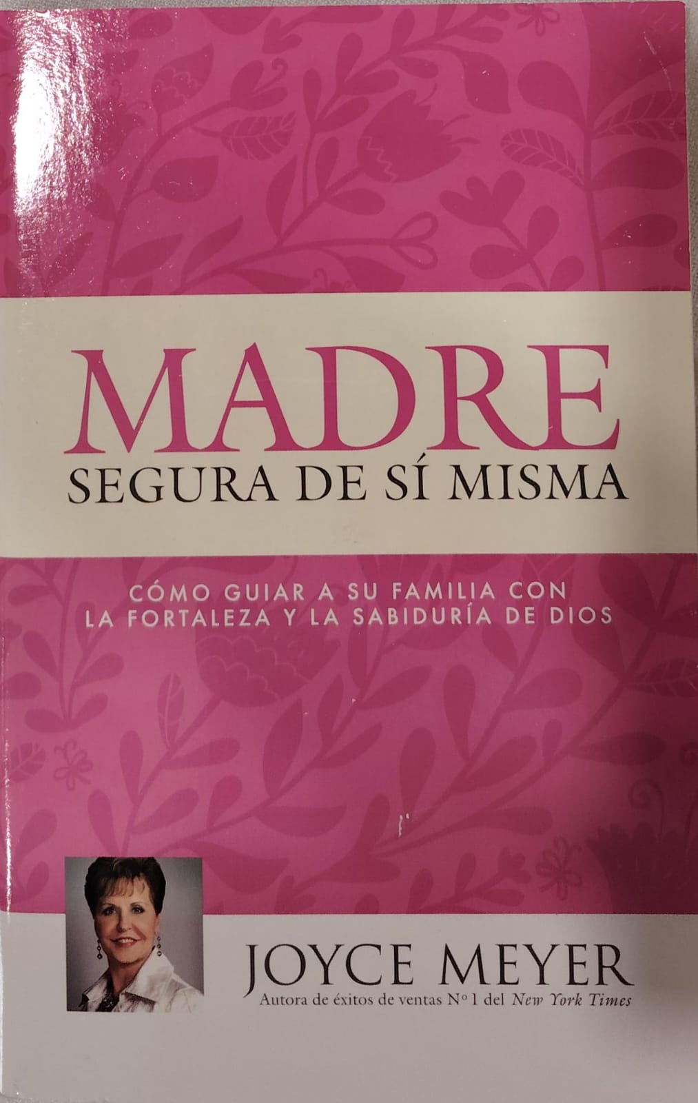 MADRE SEGURA DE SI MISMO