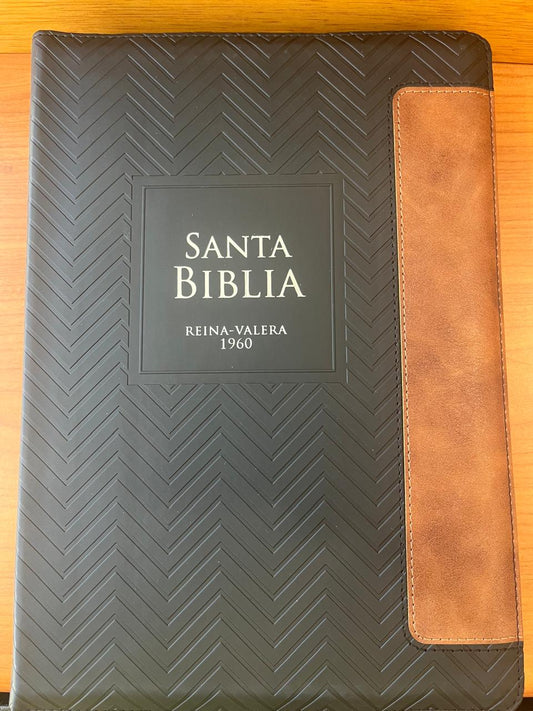 SANTA BIBLIA / LETRA SUPER GRANDE 19 PT/ZIPER / GEOMETRICO NEGRA-CAFE / INDICE