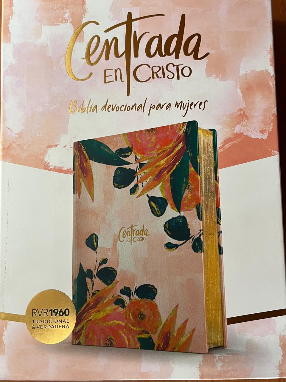 CENTRADA EN CRISTO / BIBLIA DEVOCIONAL PARA MUJERES / SENTIPIEL FLORAL / SIN INDICE