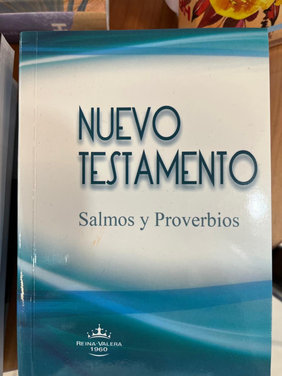 NUEVO TESTAMENTO / SALMOS Y PROVERBIOS