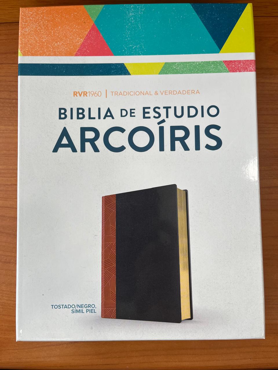 BIBLIA DE ESTUDIO ARCOIRIS TOSTADO NEGRO SIMIL PIE